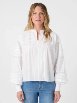 Damenbluse mit Stickerei