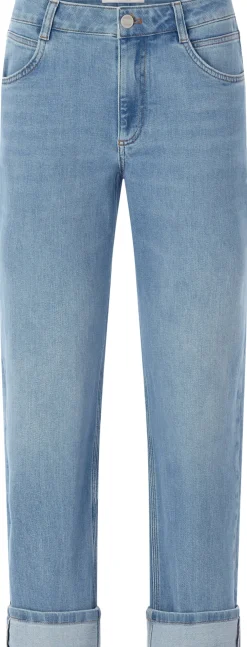 Damenjeans mit Aufschlag