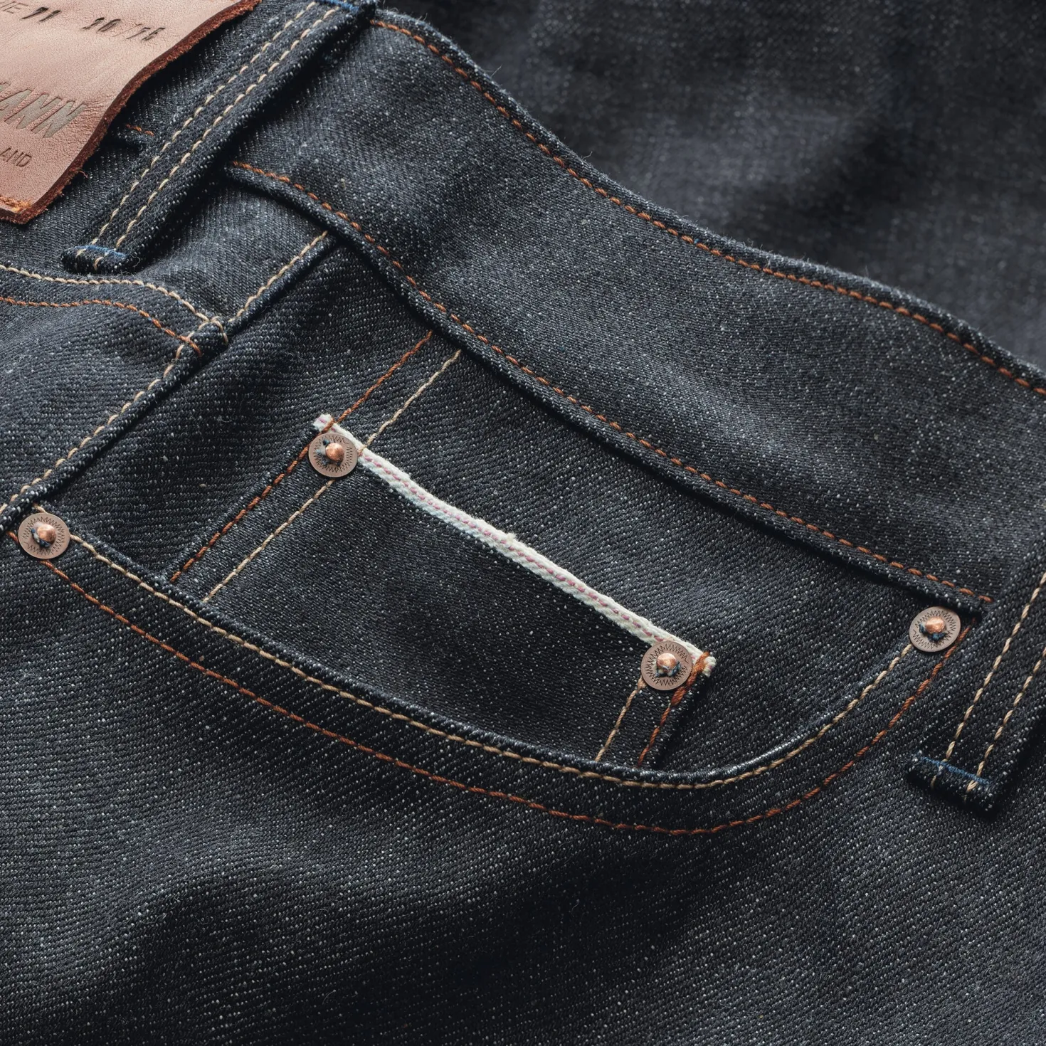 Herrenjeans schmal