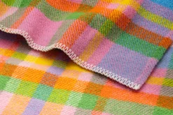Schurwolldecke bunt kariert